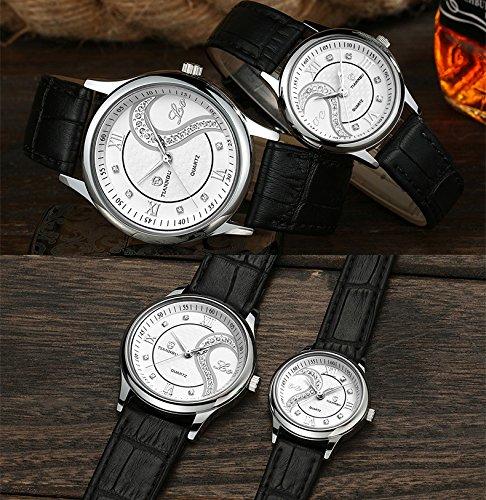 Romantic Couple Watches for Men and Women, Popular Leather Strap Heart-Shaped Design Pair Watches, Golden D-102