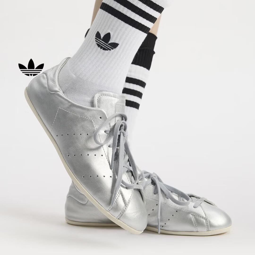 

Adidas STAN SMITH LO PRO W Классические Простые Низкопрофильные Обувь-слипоны - Дизайн Adidas с Тремя Листьями JQ6427 35.5 серебряный