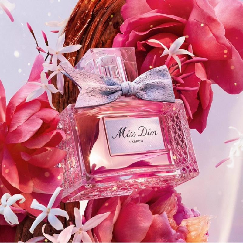 Dior Miss Dior Parfum - Intense Floral, Fruity and Woody Notes