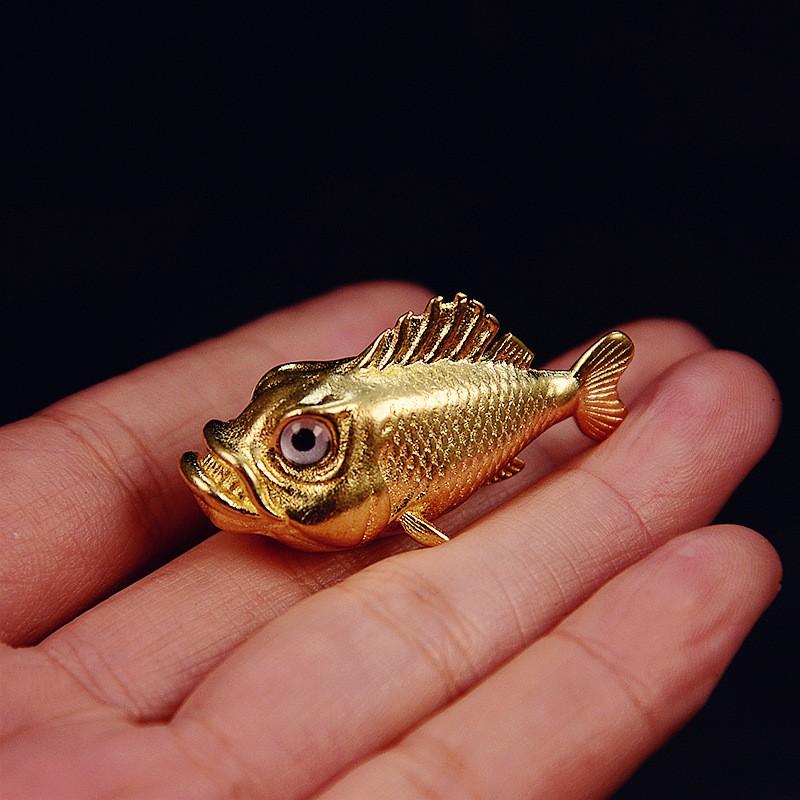 Antique-Style Brass Deep Sea Ancient Fish Ornament Handheld Decor Keychain Vintage Collectible