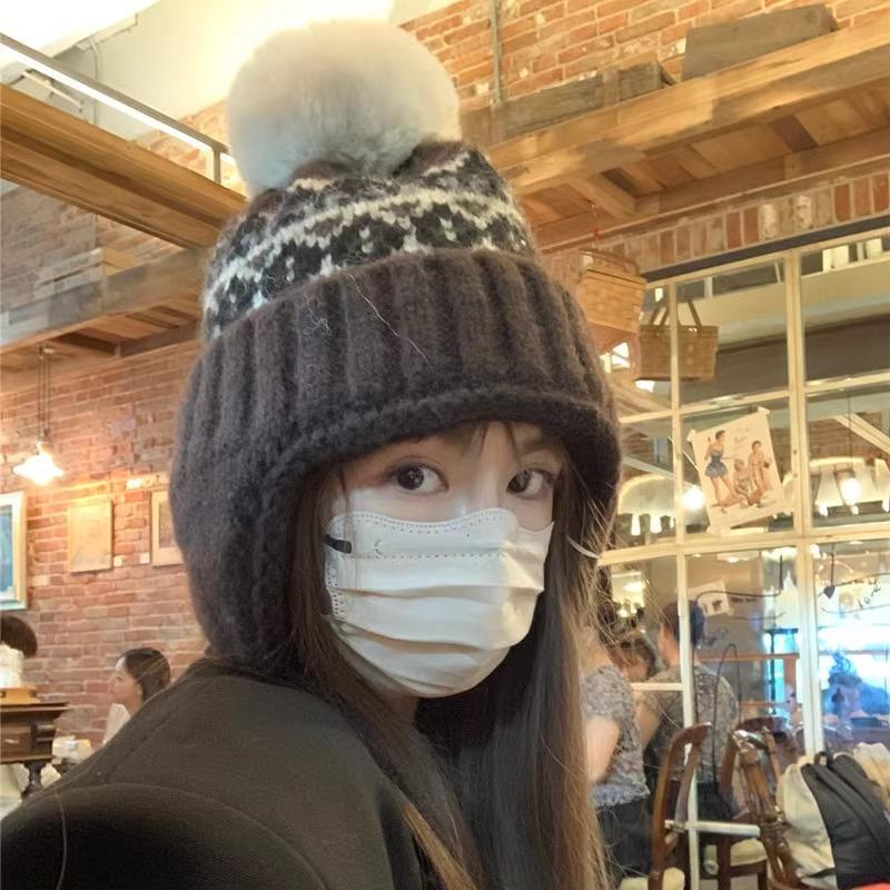 Fair Island wind wool hat women's autumn and winter retro versatile big head circumference warm knitted hat showing face small ear protection hat