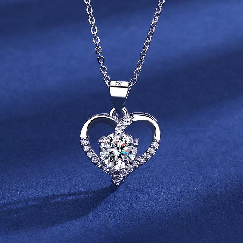 Heart Design Silver Necklace with Moissanite Pendant for Women by Xiaohongshu Kuaishou Douyin