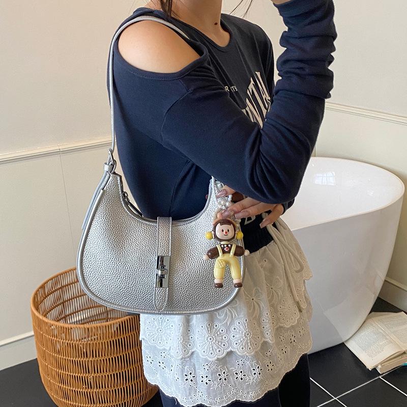 Simple Casual Daily Shoulder Bag Women's 2025 Summer New High-end Texture Messenger Dumpling Bag