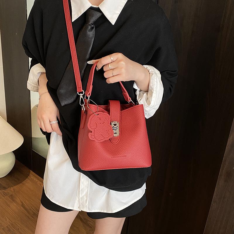 Bag Women's New Fashion Shoulder Messenger Bag