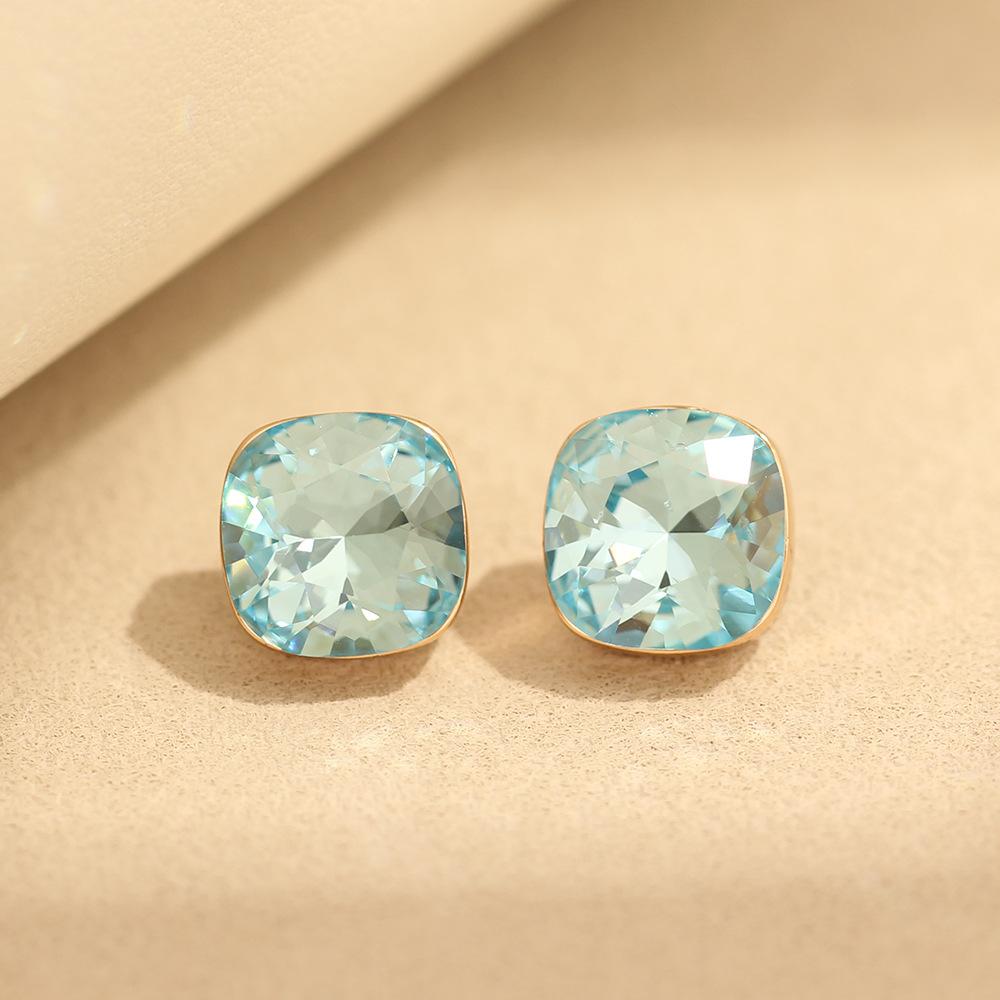 European and American personality versatile eight-color princess square crystal earrings, gold-plated fashion without pierced earrings, earrings, wome