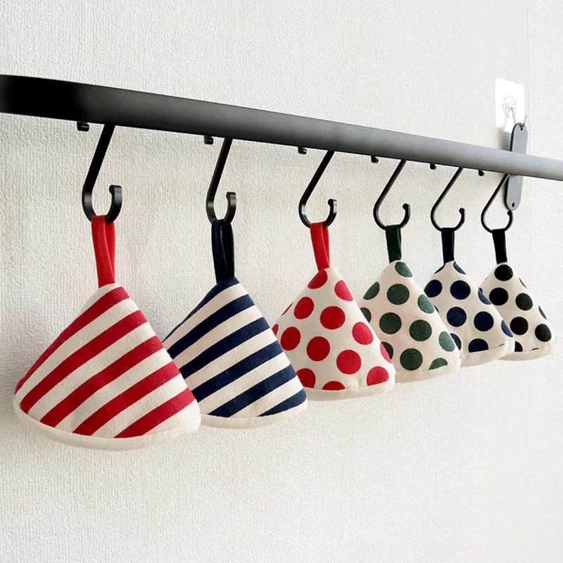 New Triangle Pot Handle Cap Durable Kitchen Tool Non-slip Heat Insulation Glove High Temperature Resistance Cotton Oven Gloves