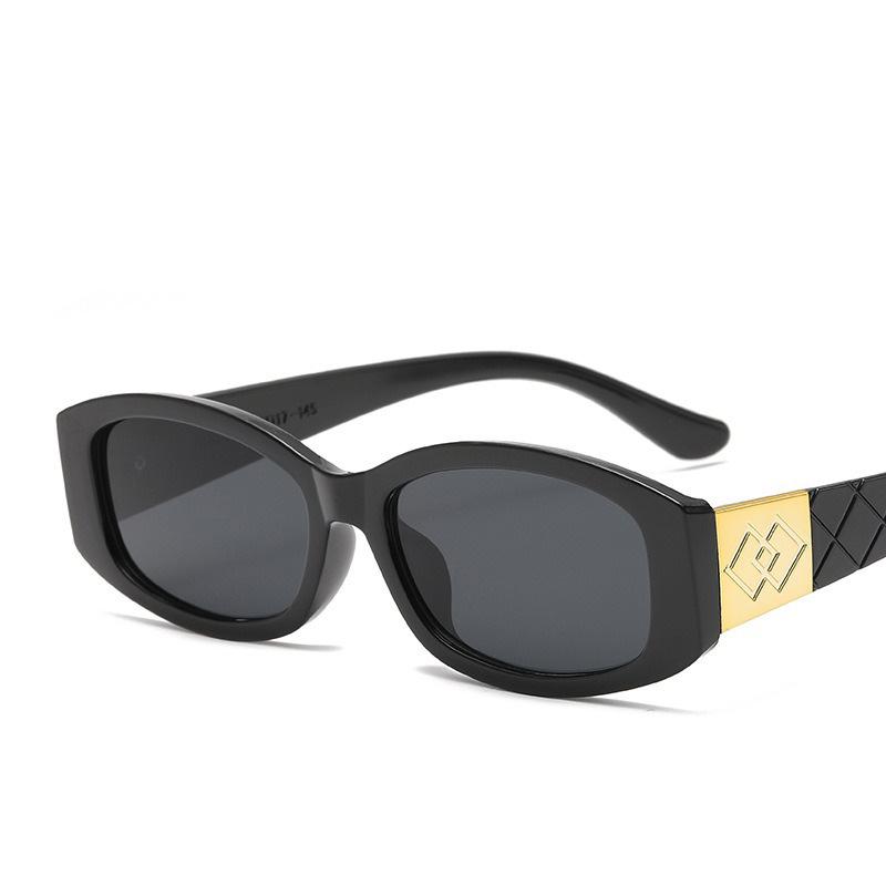 

Винтажные маленькие солнцезащитные очки в прямоугольной оправе, женские модные ретро солнцезащитные очки с защитой от УФ-лучей, стильные летние пляжные солнцезащитные очки