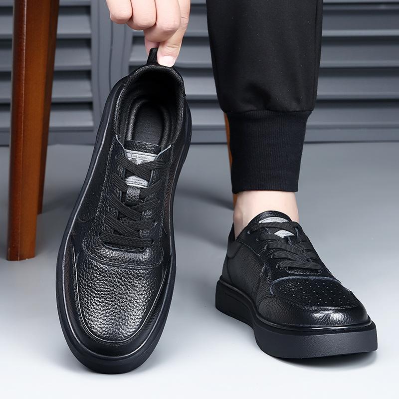 Autumn New Shoes for Men Genuine Leather Casual Shoes Fashion Flat Skateboard Shoes Youth Lace-up Sneaker
