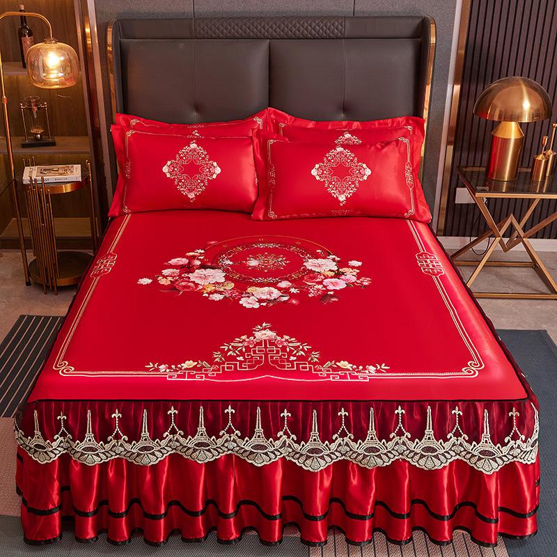 Luxuriöser roter Bettrock aus Hochzeitsspitze, eisweiche Matte, Tagesdecke im chinesischen Stil für Doppelbetten, dreiteiliges Set, maschinenwaschbar