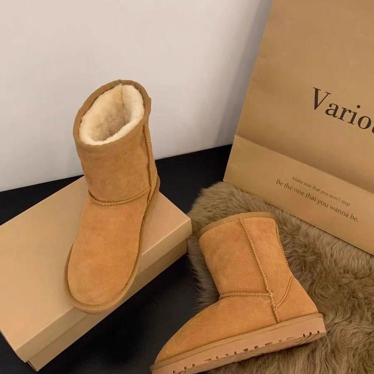 Zwei neue Damen-Winter-Retro-Schneestiefel, gefütterte und verdickte warme Woll-Baumwollschuhe, rutschfeste kurze Stiefel.