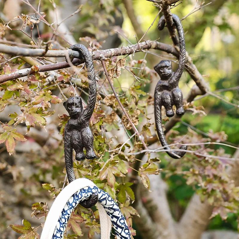 Hak na ubrania z żeliwa Proces Małpa Zwierzę Retro Hak S Twórz spersonalizowane dekoracje do starych ogrodów Para Kluczy