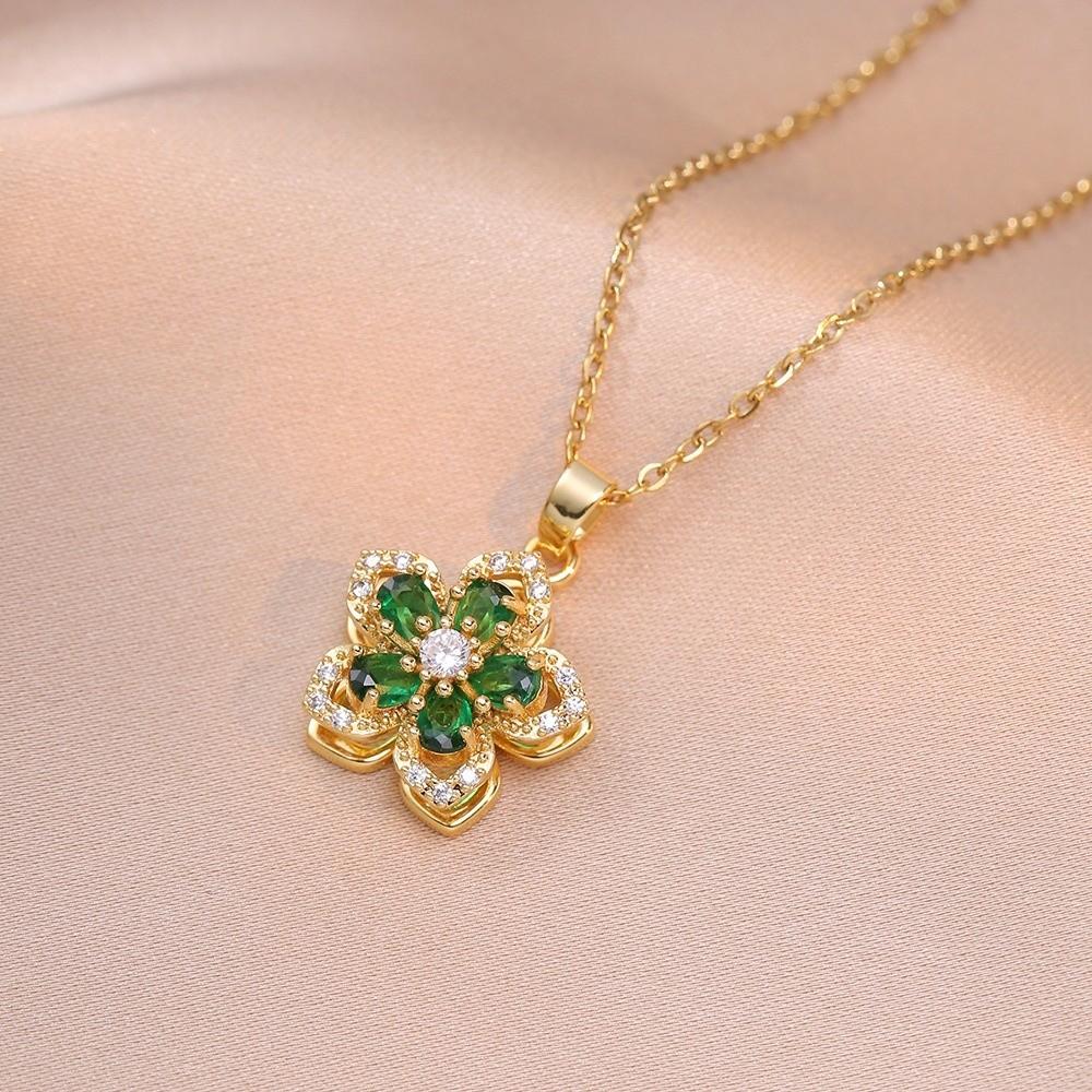 Sweet Zircon Pendant Necklace Shiny Petal Gold Necklace Gifts Rotatable Flowers Choker For Women