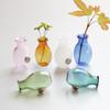 1 Stück Glas-Katzenbart-Mini-Vase mit Magnet für Schreibtischdekoration Haustierhaar-Andenken-Aufbewahrung DIY-Mikrolandschafts-Ornament Warten