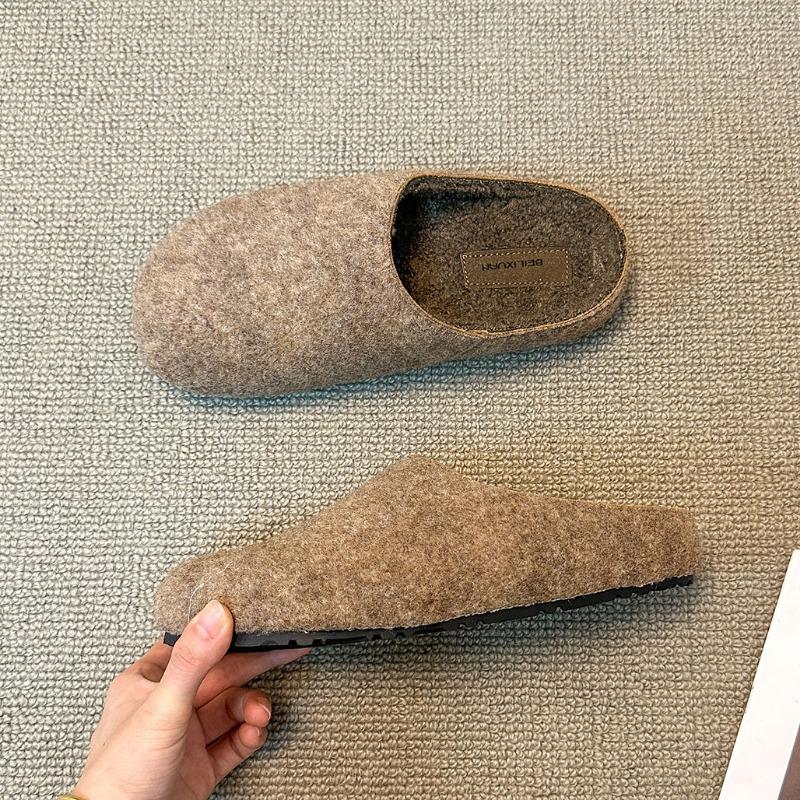 Fleece women wear a bag head and half slippers in autumn and winter, retro versatile matte leather half tray