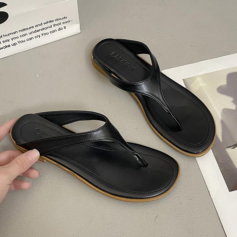 Korean retro style toe slippers women's outer wear 2025 summer new flat-bottomed leisure vacation style flip-flop beach sandals