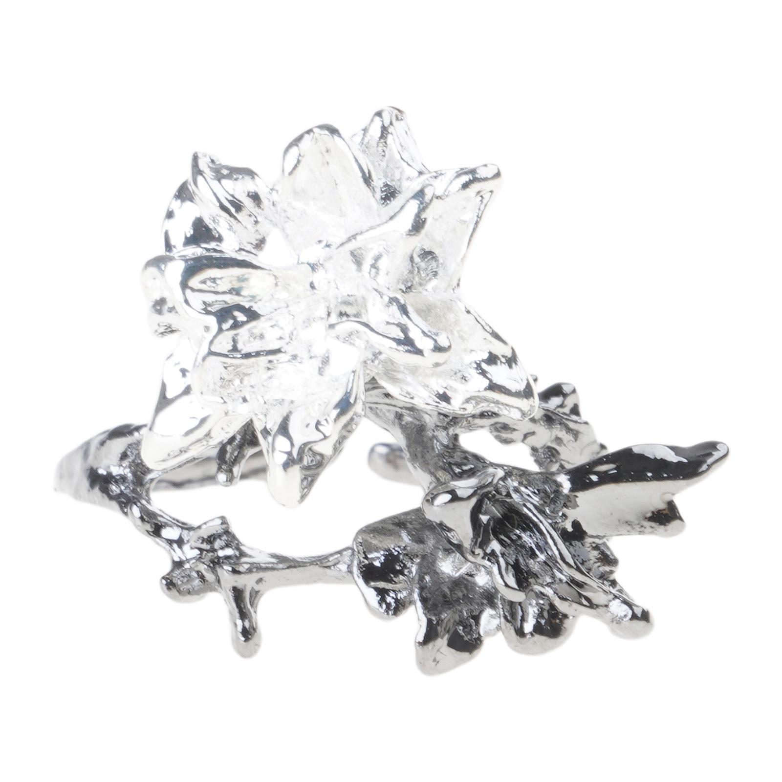 

Portable Stress Relieving Spinner Rings Open Adjustable for Trendy Women Featuring Star Moon and Floral Patterns