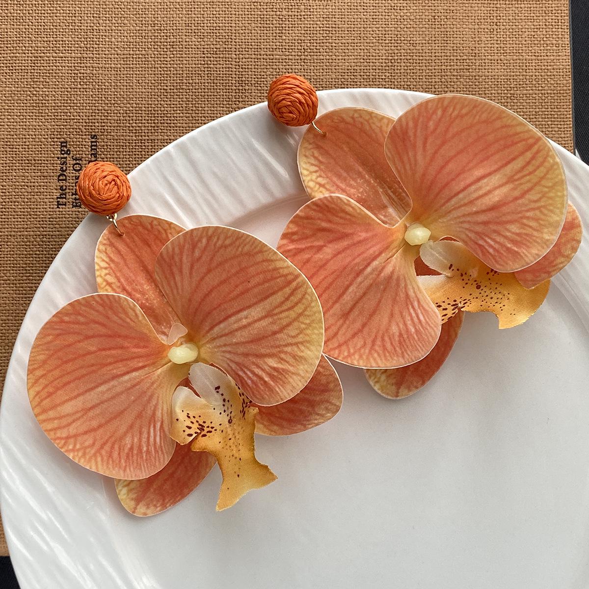 Summer Phalaenopsis Flower Earrings: Elegant, High-End, Forest-Inspired Seaside Jewelry