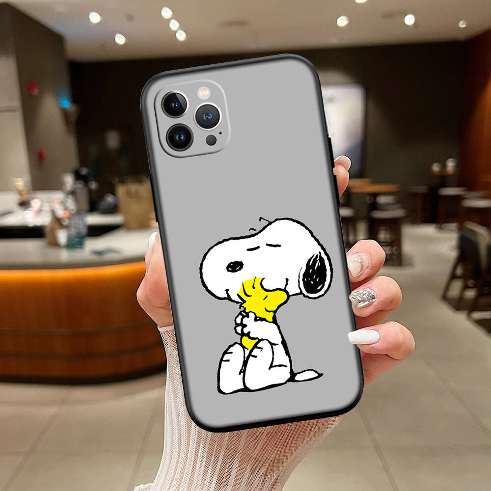 Cartoon Snoopy Case for Samsung A06 A35 A25 A24 A15 A05S A05 M55 M35 M15 A02 A12 A13 A10 A16 A20 A30 A22 A31 A32 A33 A42 A50