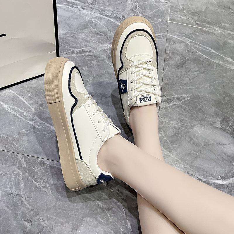 Comfortable Thick Soled Shoes Simple and Fashionable Retro White Shoes Board Shoes
