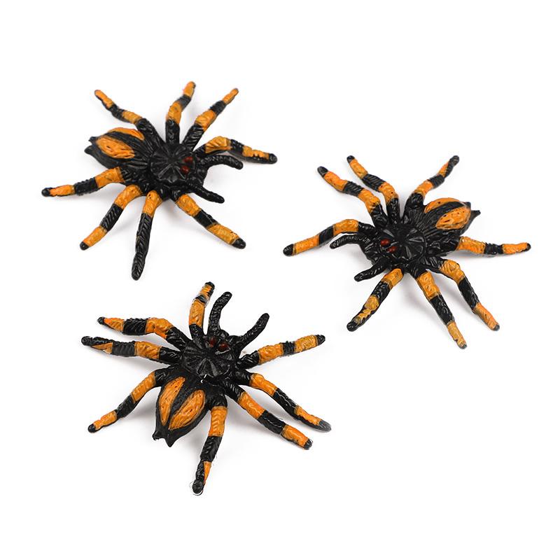 5Pcs Realistic Plastic Spiders Halloween Party Decoration for Home Indoor Outdoor Spider Web Haunted House Spooky Horror Props