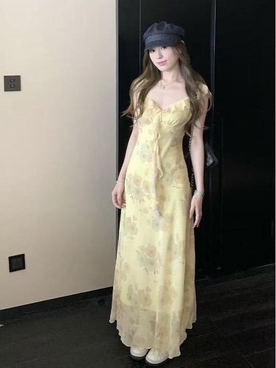 Yellow Strappy Summer Beach Dress: Elegant Ruffled French Style with Puff Sleeves and Cinched Waist
