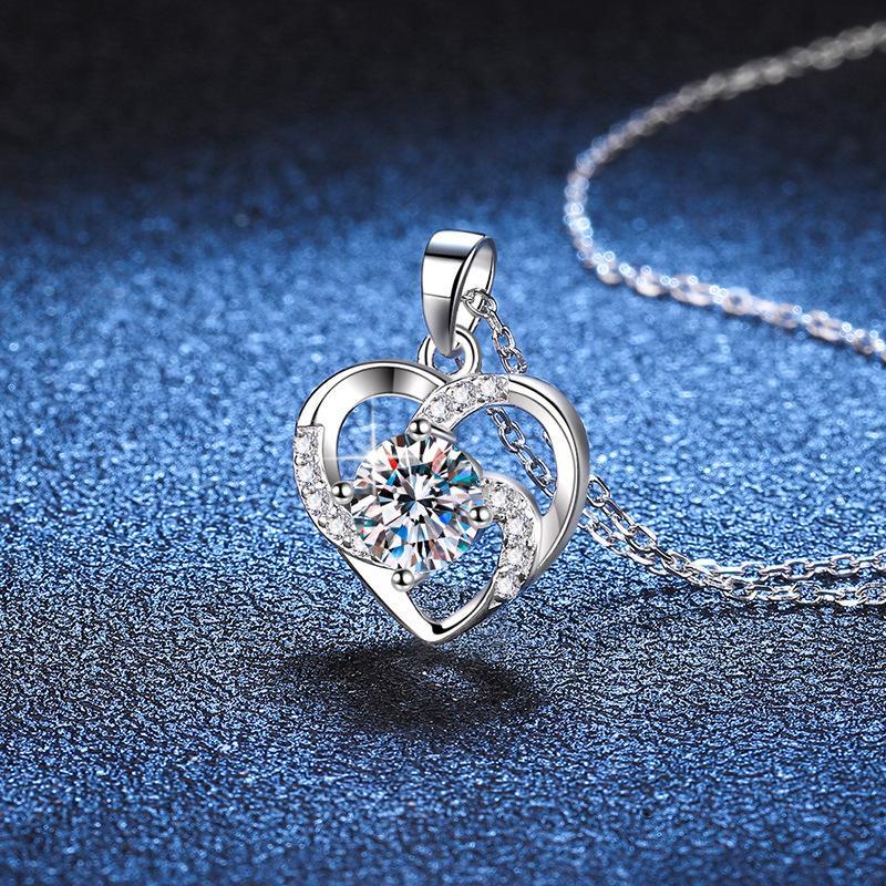Moissanite Collarbone Chain S925 Sterling Silver Necklace Women's Eternal Heart Pendant Valentine's Day Jewelry Gift