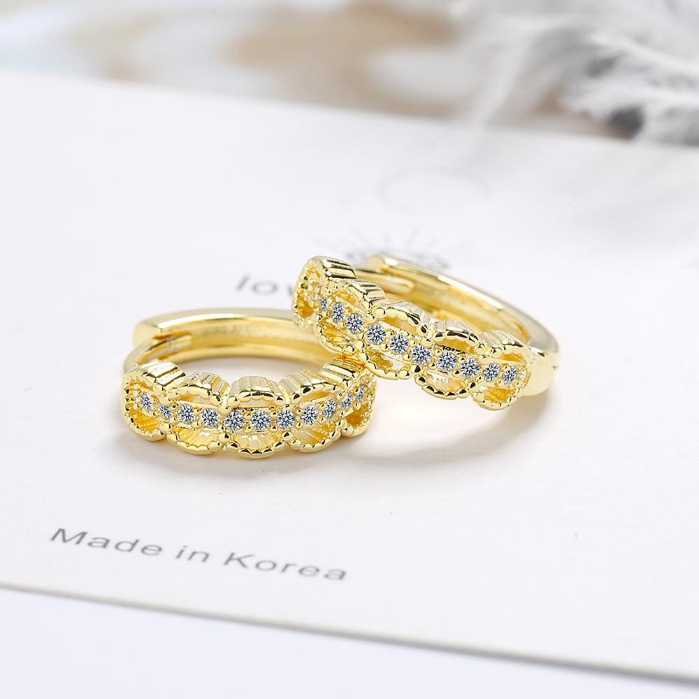 

Bright Crystal Flower Hoop Earring Female Jewelry Vintage 925 Sterling Silver Earring for Women Hoop Ear Gold Accessories Lady золотий