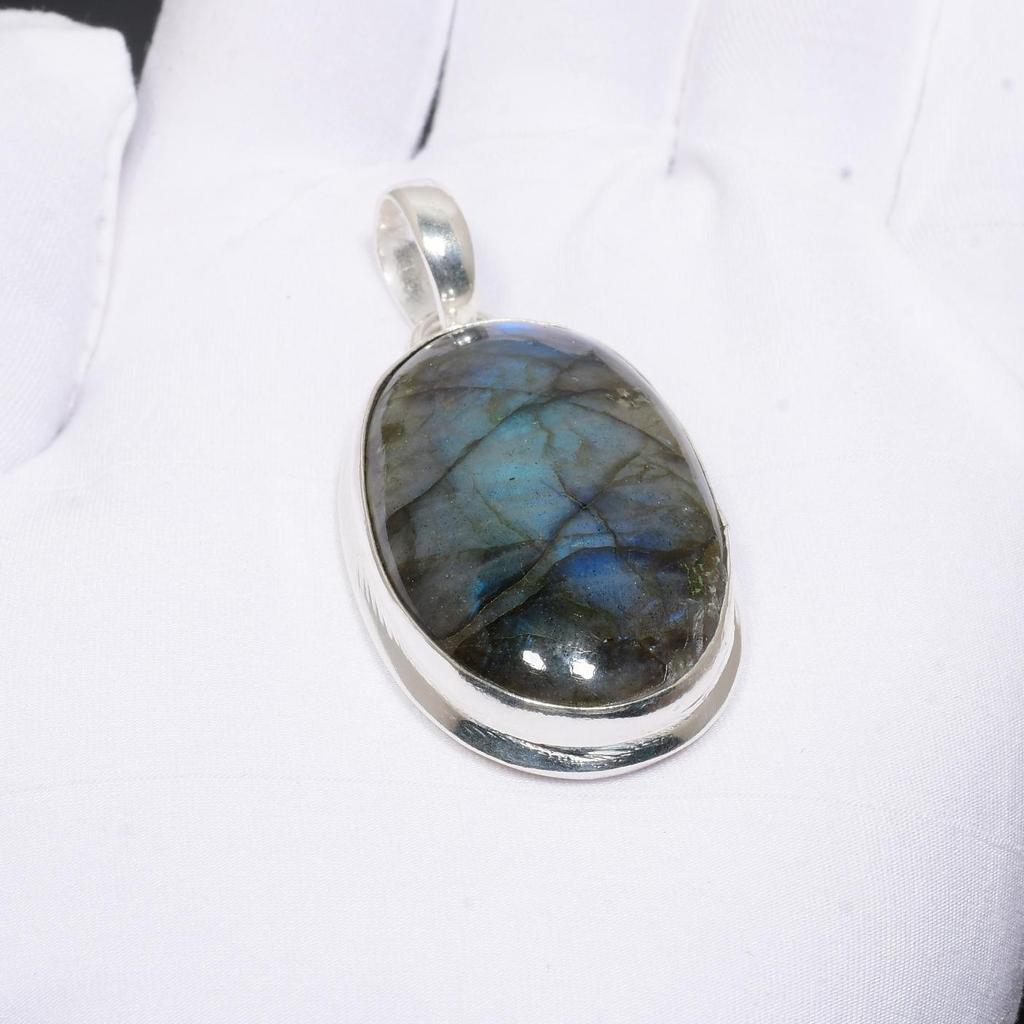 Blå Flashig Labradorit Ädelsten Handgjord 925 Sterlingsilver Hänge Naturlig Labradorit Hänge Oval Design Hänge Svart Regnbåge Smycken För Gåvor