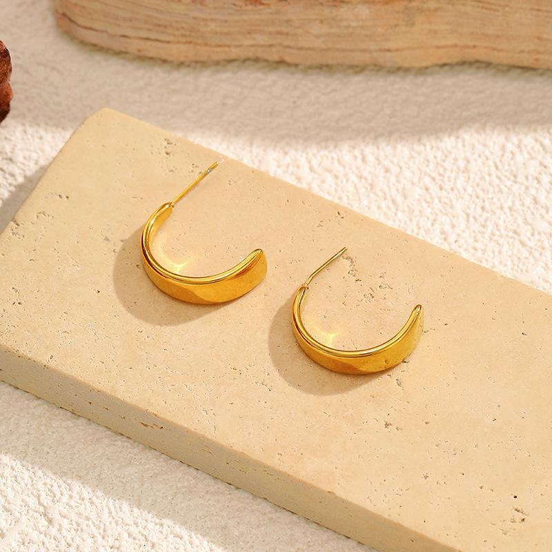 Hot Selling 18K Gold Titanium Steel Earrings Luxury Premium 316 Stainless Steel Stud Earrings Minimalist Tarnish Free Ear Jewelry