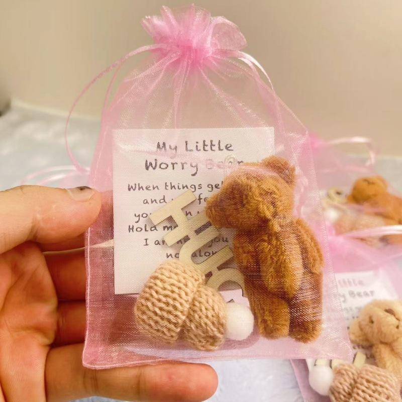 

1 Set Mini Positive Stuffed Bear Doll With Knitted Hat Pocket Hug Plush Bear Toy With Mesh Bag Christmas Pink Ribbon Gift кофейный