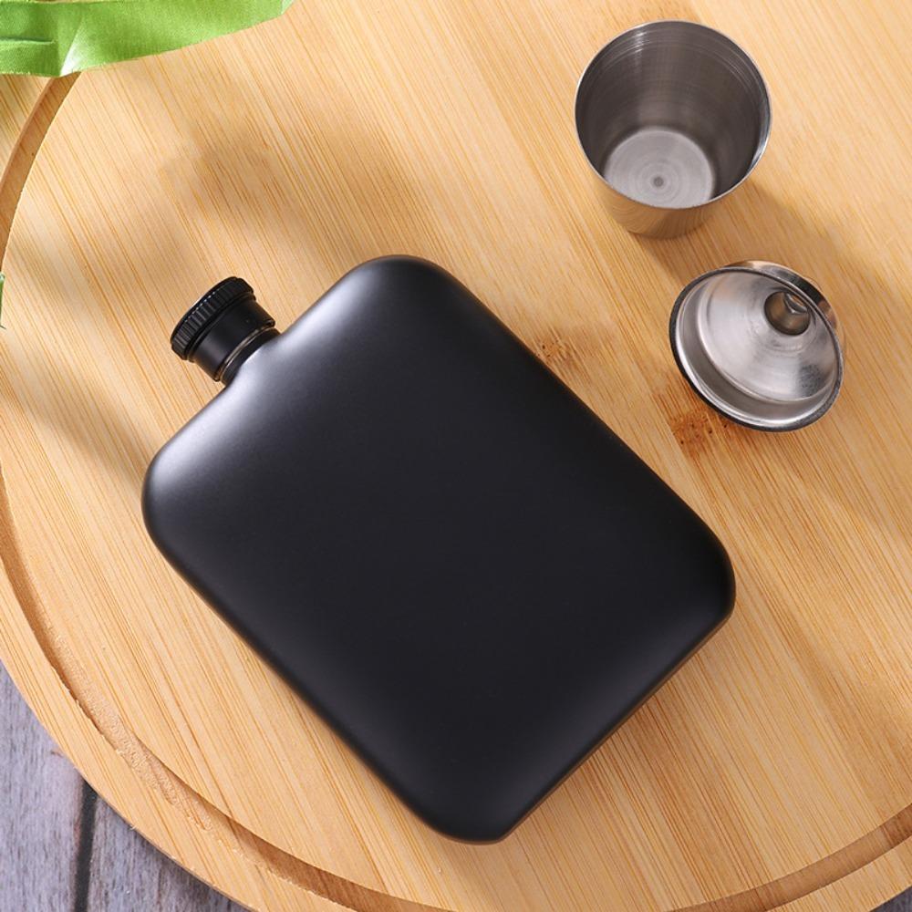 304 Stainless Steel Pocket Hip Flask with Funnel Drinking Pot Portable 6oz Wine Flagon Outdoor