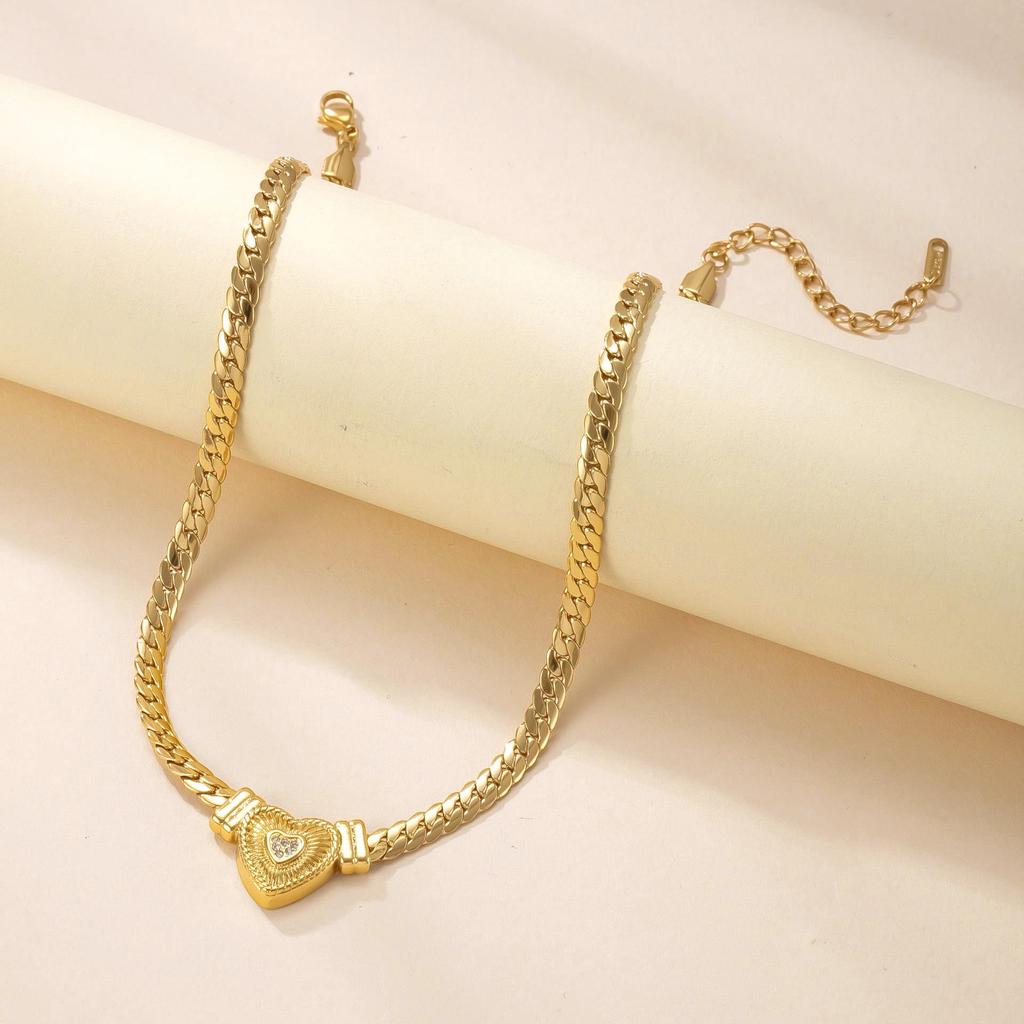 18K Gold-Plated Love Heart Rhombus Diamond Necklace - European Style Stainless Steel Clavicle Chain