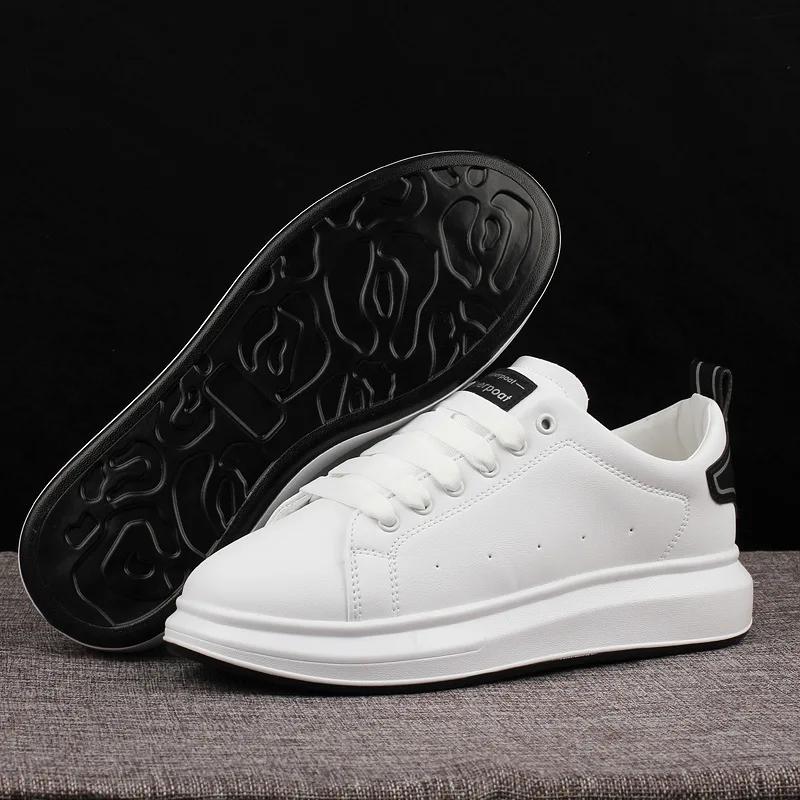 Neformální obuv pro muže Pánské Běh Prodyšné Sportovní prkno Bílé Boty Tenisky luxusní trendy boty na tenis Atletická obuv