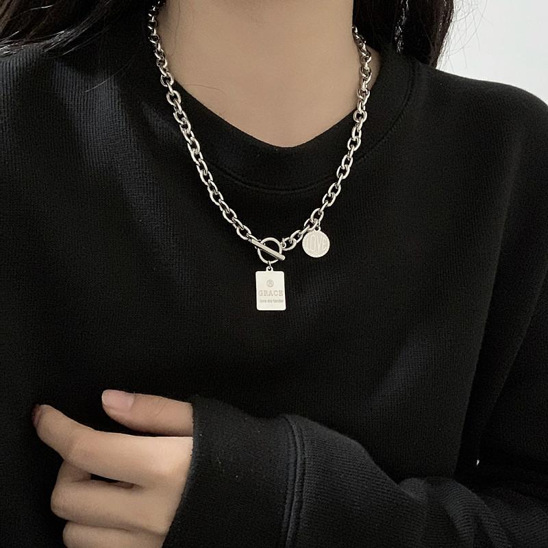 Korean Fashion Letter Necklace INS Retro Metal Silver Pendant Charm Clavicle Chain Women Jewelry Accessories