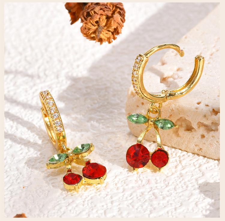Orecchini Pendenti con Zirconia Ciliegia per Donna, Gioielli Pendenti a Forma di Frutto Placcati Oro, Dolce Orecchino Personale per Ragazze