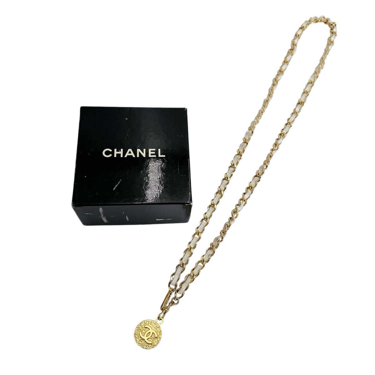 

CHANEL Vintage Logo Chain Belt belt metal White gold unisex Used