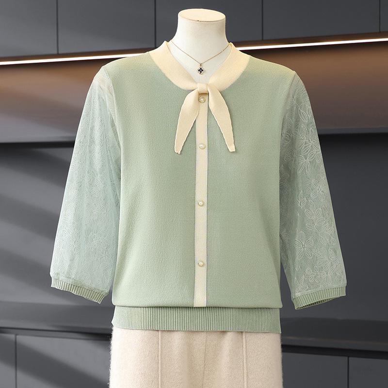 

Spring Style Elegant Knit Top for Middle-Aged and Elderly Women with Gauze Sleeves, Plus Size. 2XL (recommended for 120-140 jin) зелений