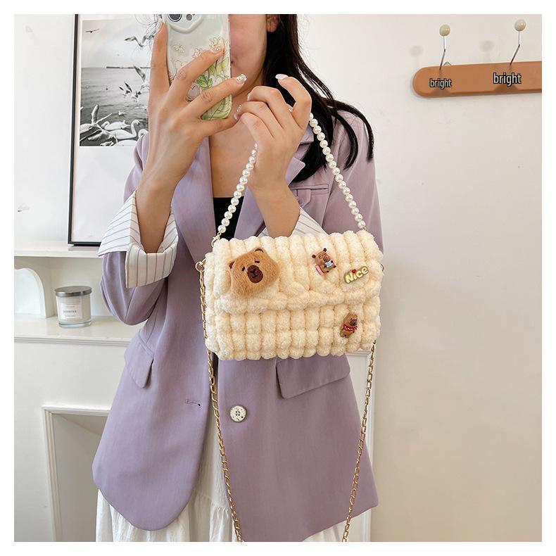 Capybara Hand-Knitted DIY Crossbody Bag Kit - Perfect Gift for Girlfriend