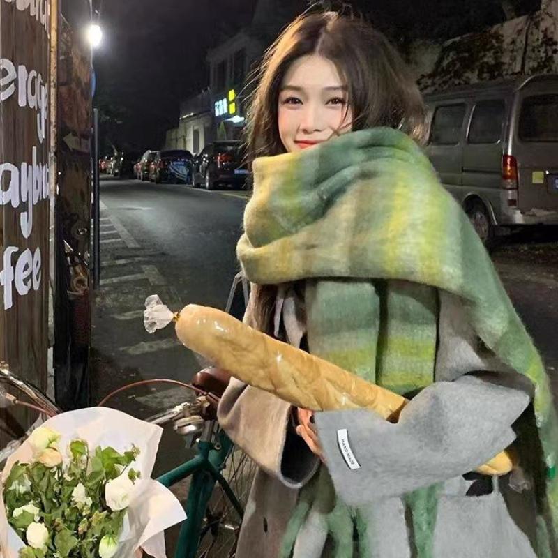 Trendy Stripete Tykt Skjerf med Frynser Tykt Kuldebeskyttende Rutete Store Skjerf Klassisk Vindtett Sjal For Kvinner Høst & Vinter