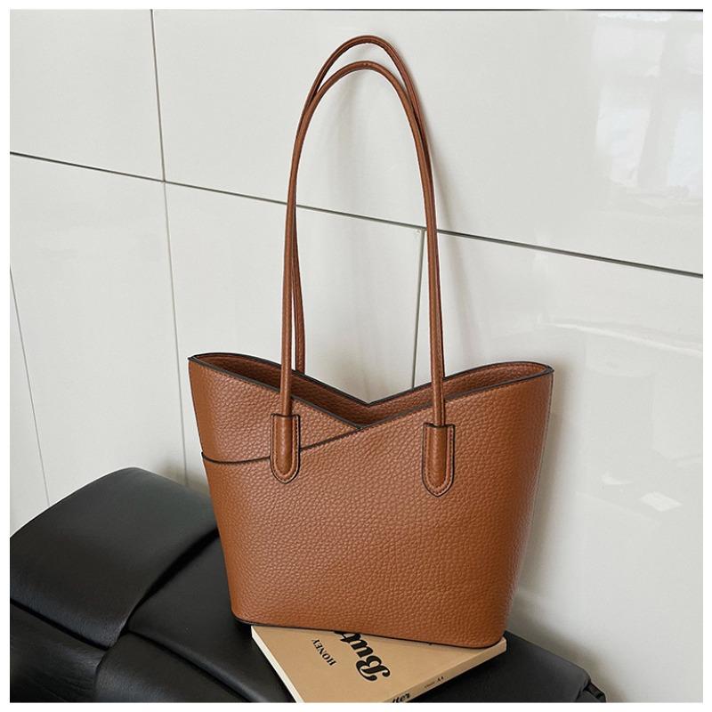 Large-capacity Tote Bag - A High-end Style Backpack Suitable for School or Commuting, with A Single Shoulder Strap.