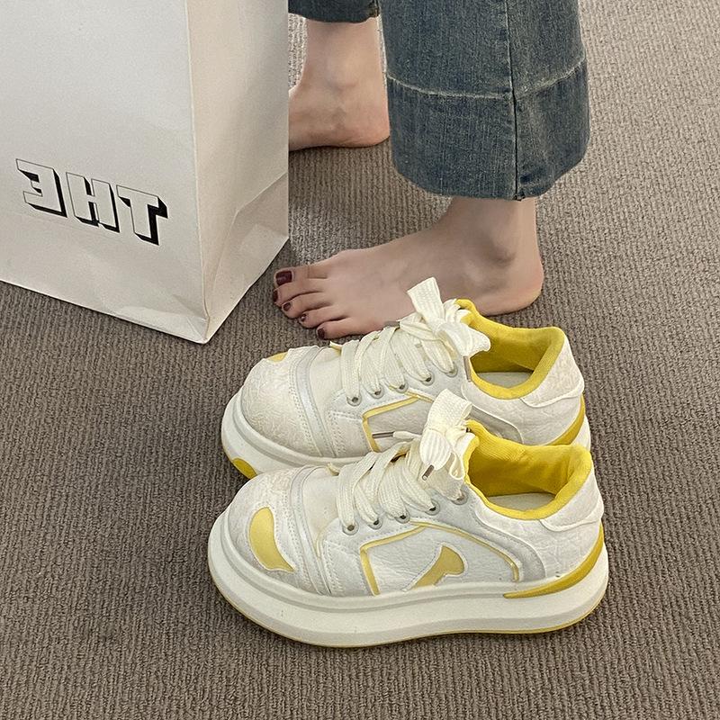 

New niche design board shoes women s tide spring and summer color matching national tide soft leather casual sports shoes light mouth single shoe 35 жёлтый
