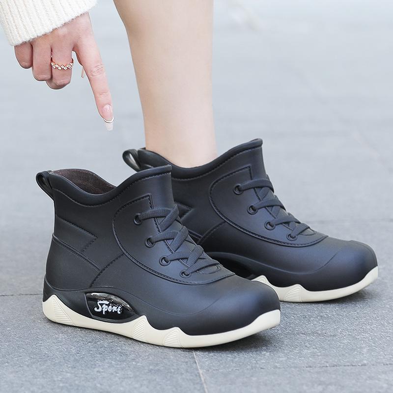 Direct Sales Water Shoes Women Waterproof and Non-slip 2025 New Outdoor Work Fashion Rain Shoes Short Tube Women