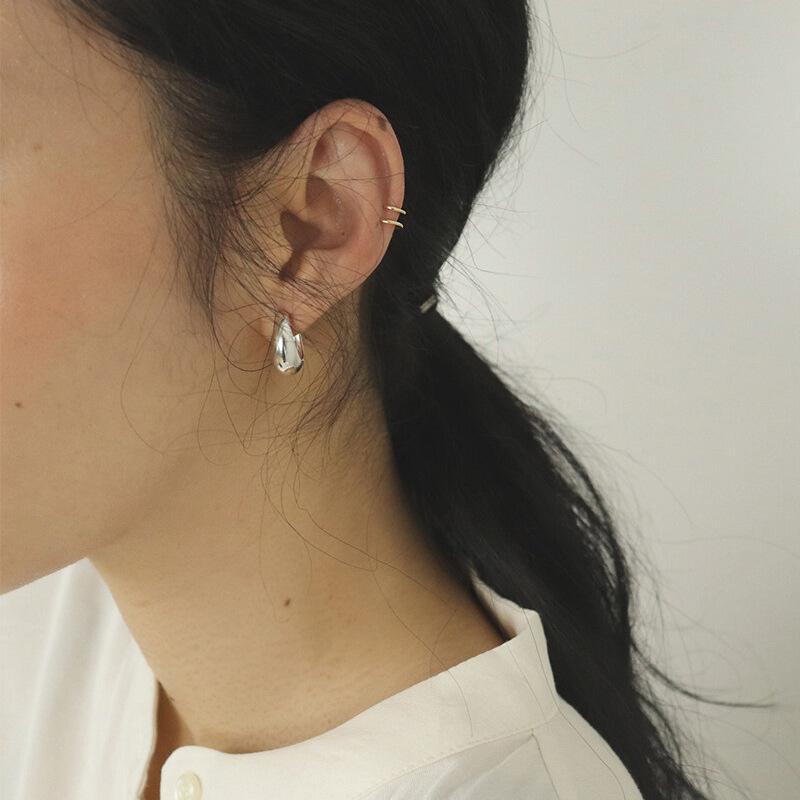 Women Glossy Earrings Retro Niche Cold Wind Atmospheric Elegant Classic Ear Jewelry