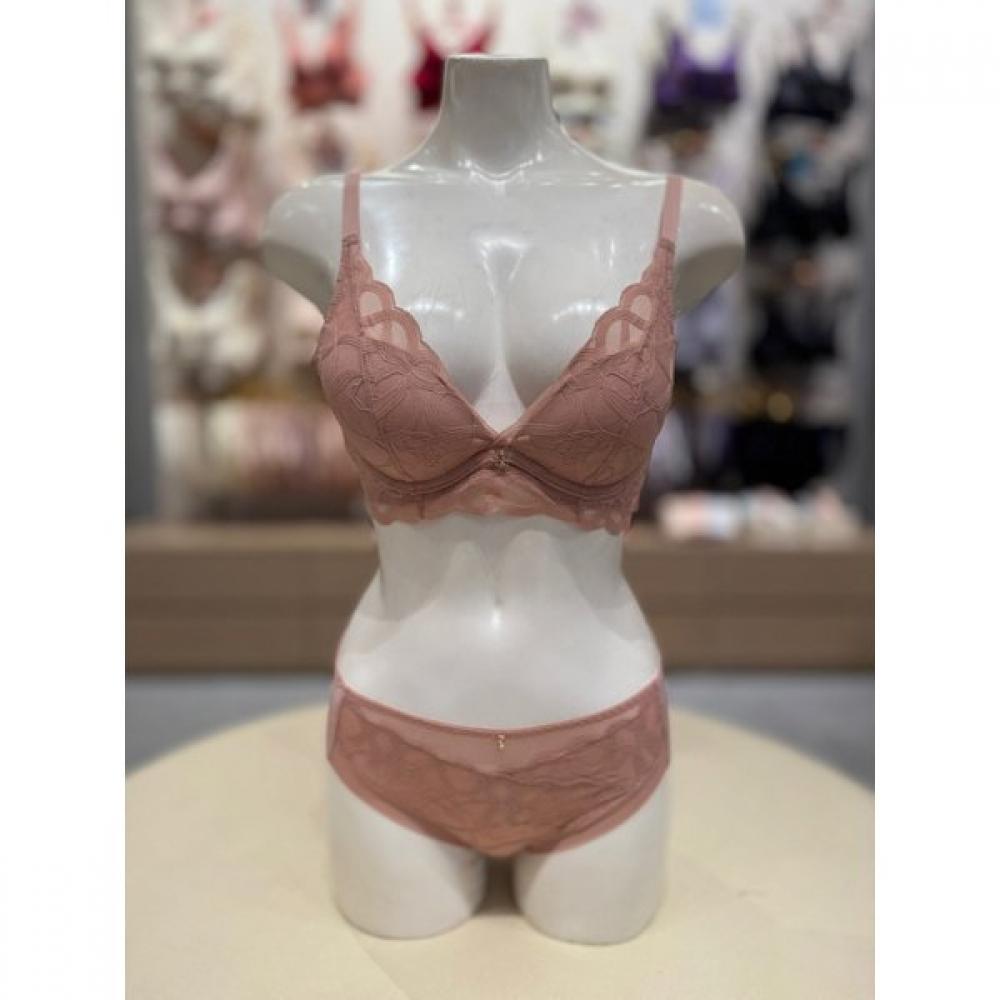 Triumph Набор бюстгальтер и трусики Dreaming Ribbon 2.0 Бежевый Tewbr711tewbp711be 80C/100