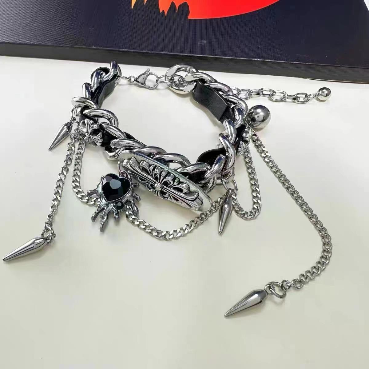 

Стильный и дерзкий черный кожаный браслет для мужчин и женщин с кисточкой-акцентом Black Leather Bracelet