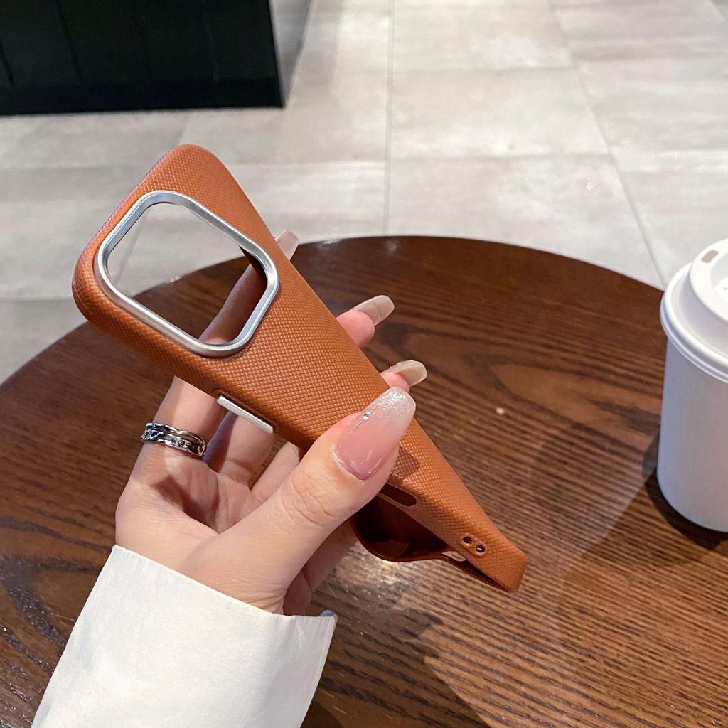 New Woven Pattern Compatible with iPhone 17 Pro Max Phone Case Apple 16 Solid Color 14/15 Simple Silicone Case