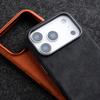 MELKCO Pouzdro pro iPhone 17 Pro Kompatibilní s MagSafe Alcantara Kůže + PC Kryt telefonu s Kovovými tlačítky / Tlačítkem AI