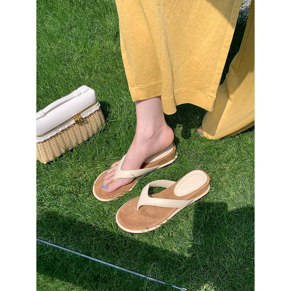 French Slope Heel Flip-Flops Women'S Summer Outer Wear Holiday Style Beach Sandals Flat Bottom Heightening Toe Sandals With Skirt
