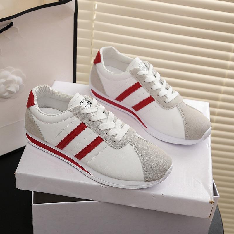 Little White Shoes Women's Autumn New Flat-bottomed Versatile Student Running Shoes Sports Shoes Women's Casual Travel Shoes