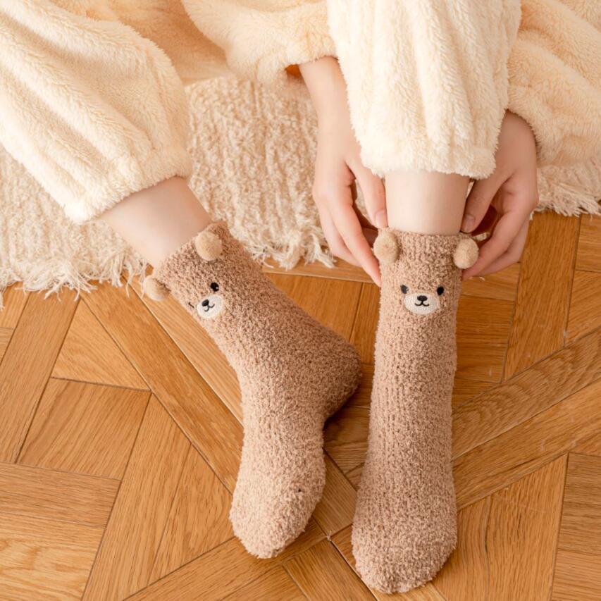 Japanese Coral Fleece Bear Cartoon Mid-Calf Socks - Autumn/Winter, Non-Shedding Sleep Socks